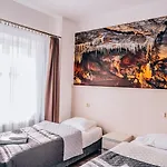 Hotell Stronie 2*